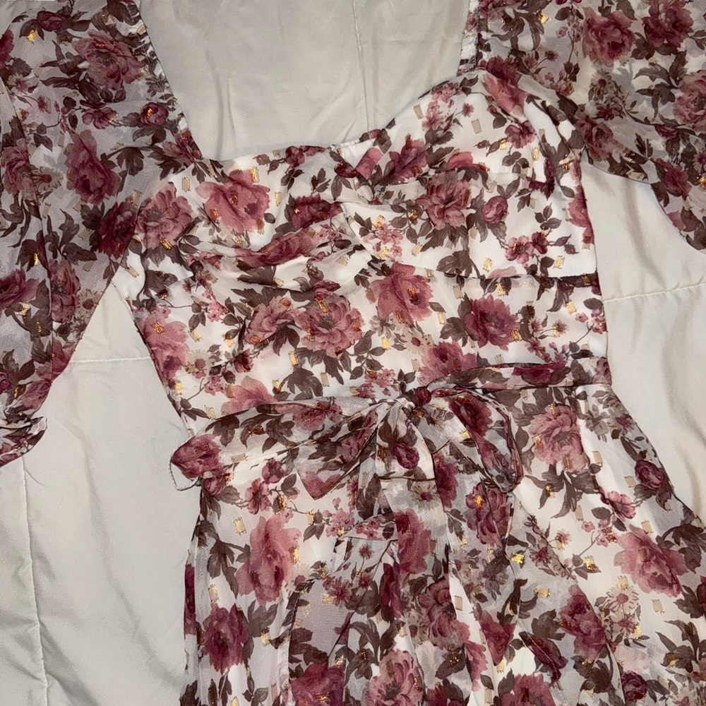 Francesca's Pink and Gold Ruched Puff Sleeve Mini Dress